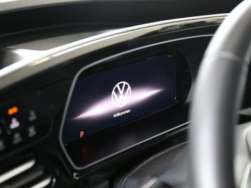 Volkswagen Caddy Maxi eHYBRID DSG STYLE ACC KAM 7SITZ AHK