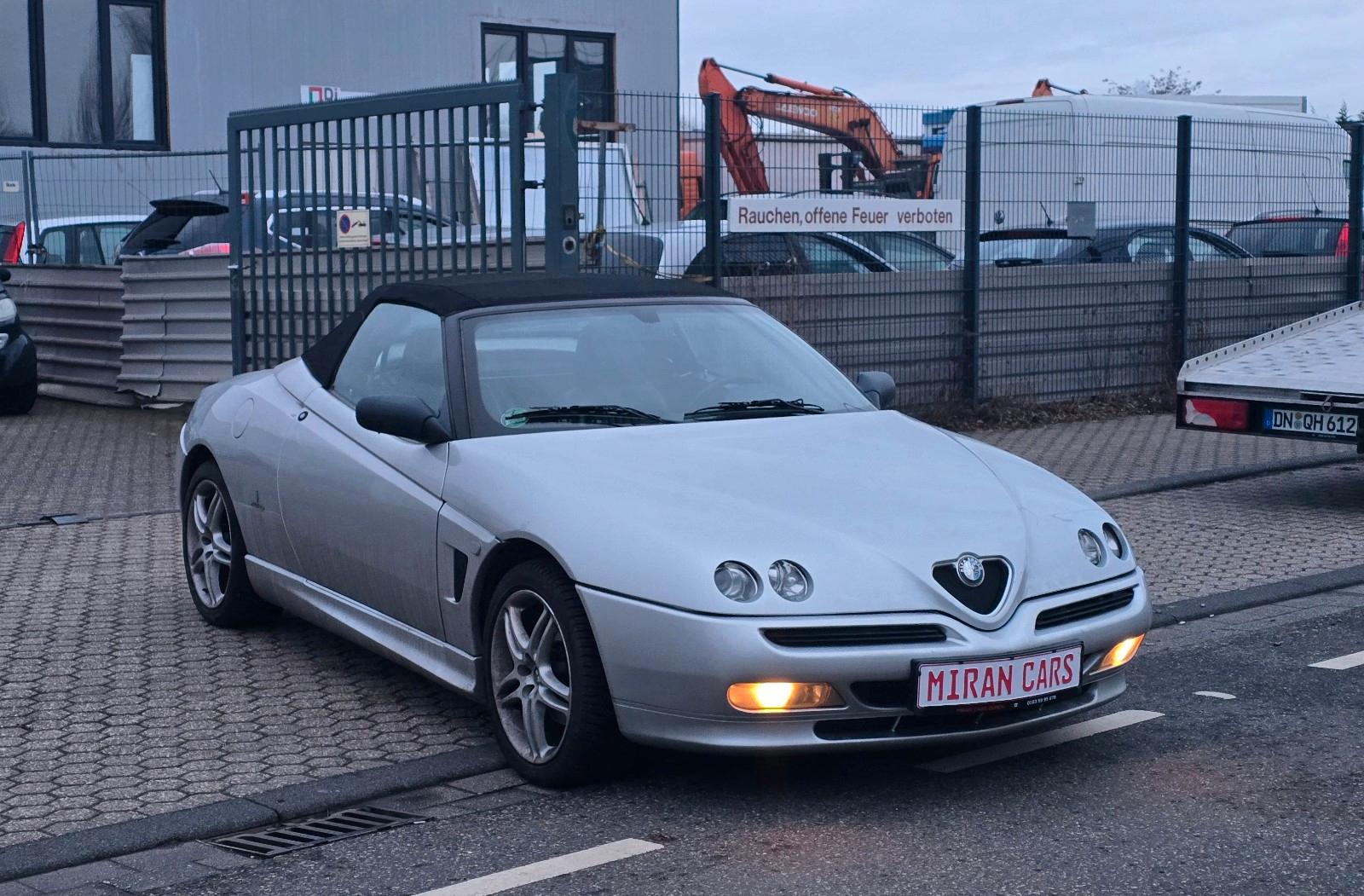 Alfa Romeo Spider 2.0 16V T.Spark Base