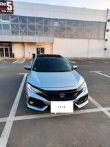 Honda Civic 1.5 VTEC Turbo Sport Plus  - Honda Civic: Sport Plus