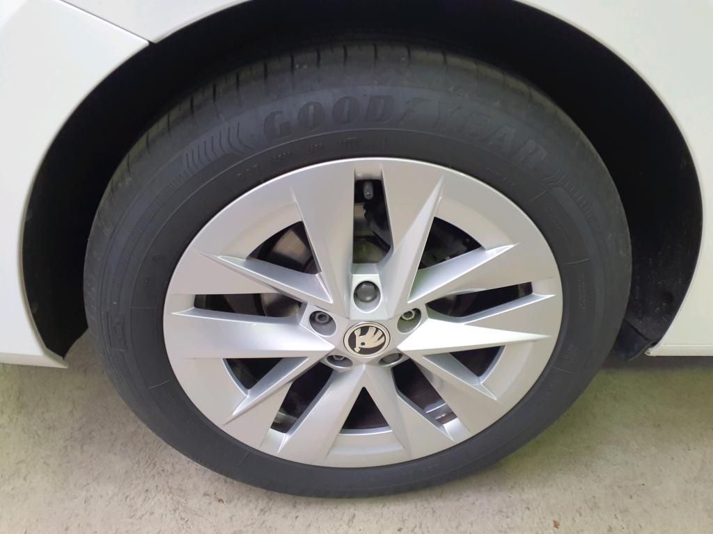Skoda Octavia Combi Style 2.0 TDI AHK*Tempo*NAV*PDC*SH