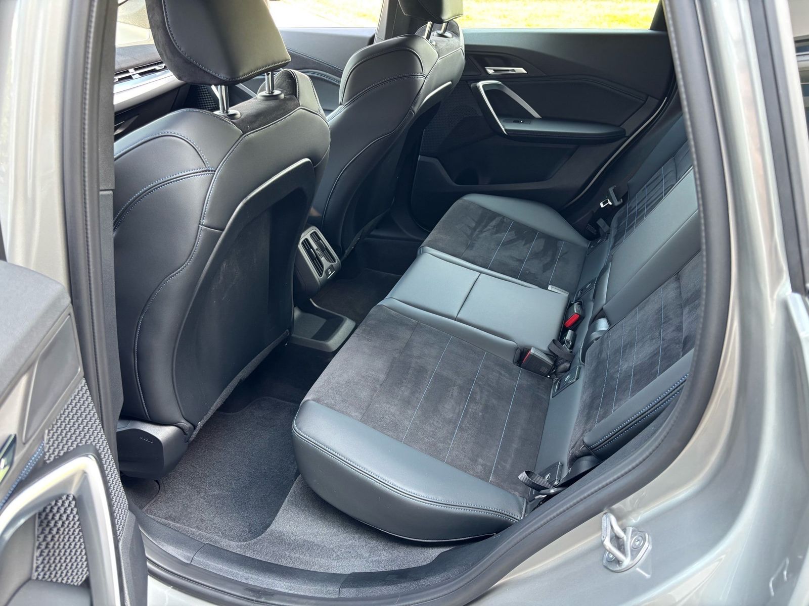 BMW X1 sDrive18i M-Sport RFK Navi Sitzhzg. DAB foto 9