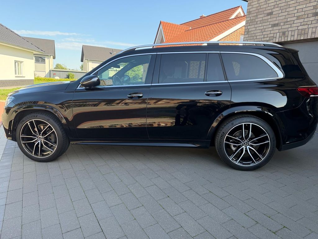 Image of Mercedes-Benz GLS 400