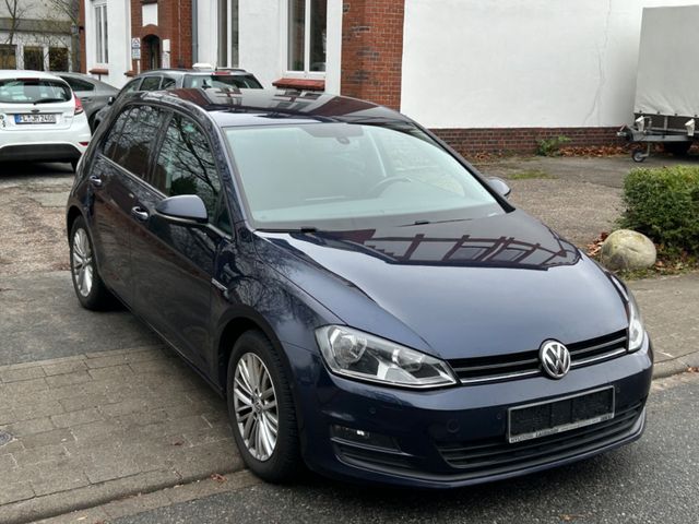 Volkswagen Golf VII Lim. Cup BMT-Euro5-Navi-Hu:2/26-