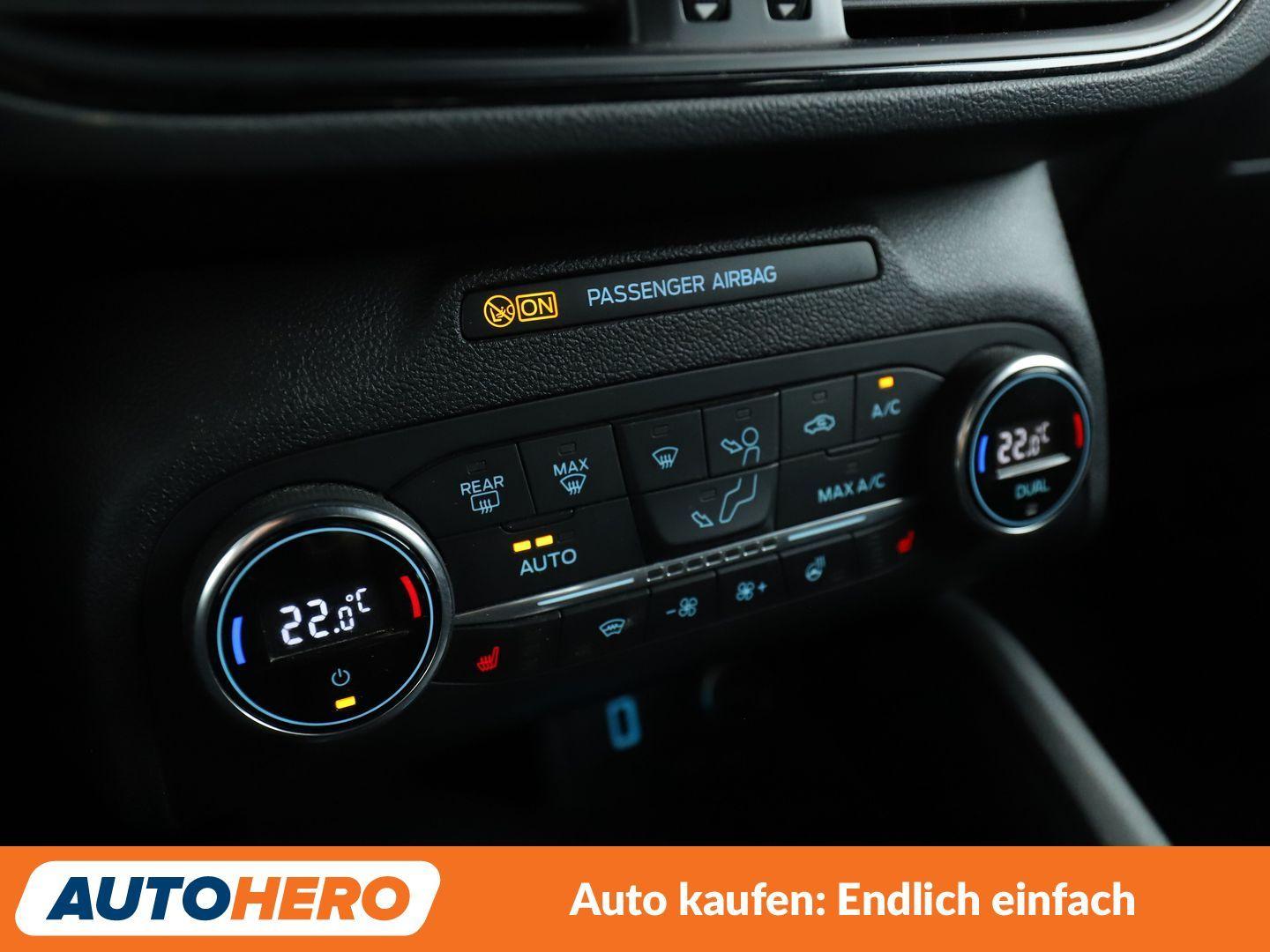 Ford Focus 2.0 TDCi EcoBlue ST-Line *NAVI*PDC*LED*SHZ
