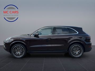 Porsche Cayenne - 8