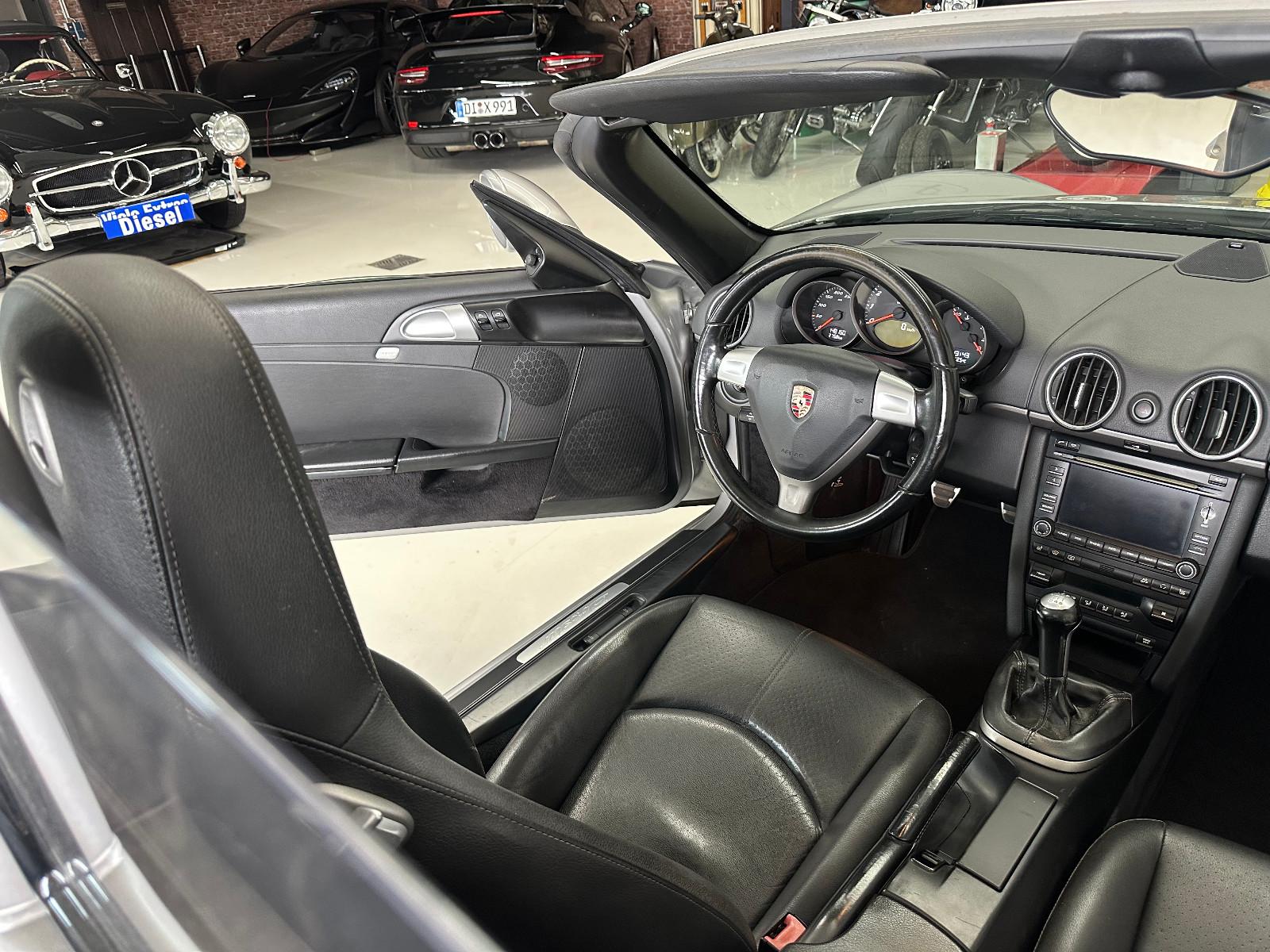 Porsche Boxster 987 2.9 256 ch BVM / Bi-Xénon / PCM / Jantes Carrera 19"