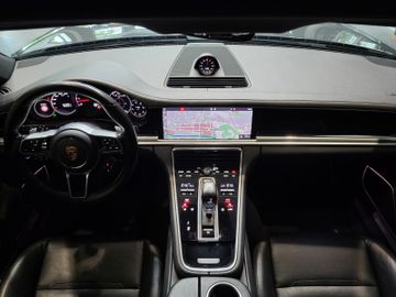 Porsche Panamera - 11