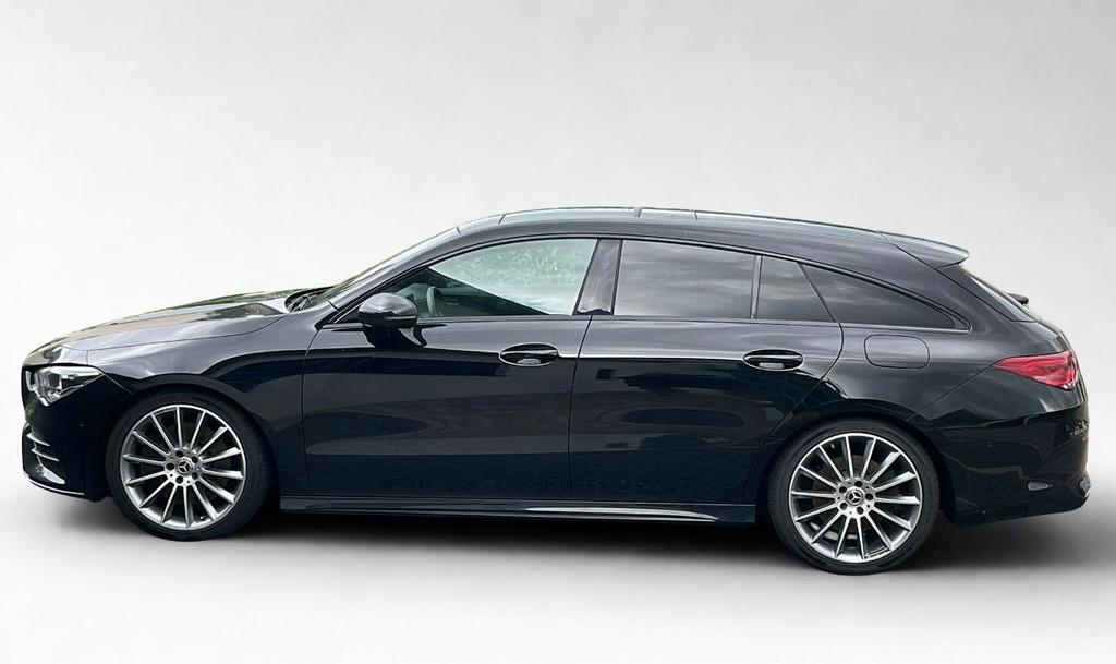 Mercedes-Benz CLA 220 Shooting Brake