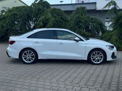 AUDI A3 Limousine 30 TFSI S line*PANO*MATRIX*ACC*