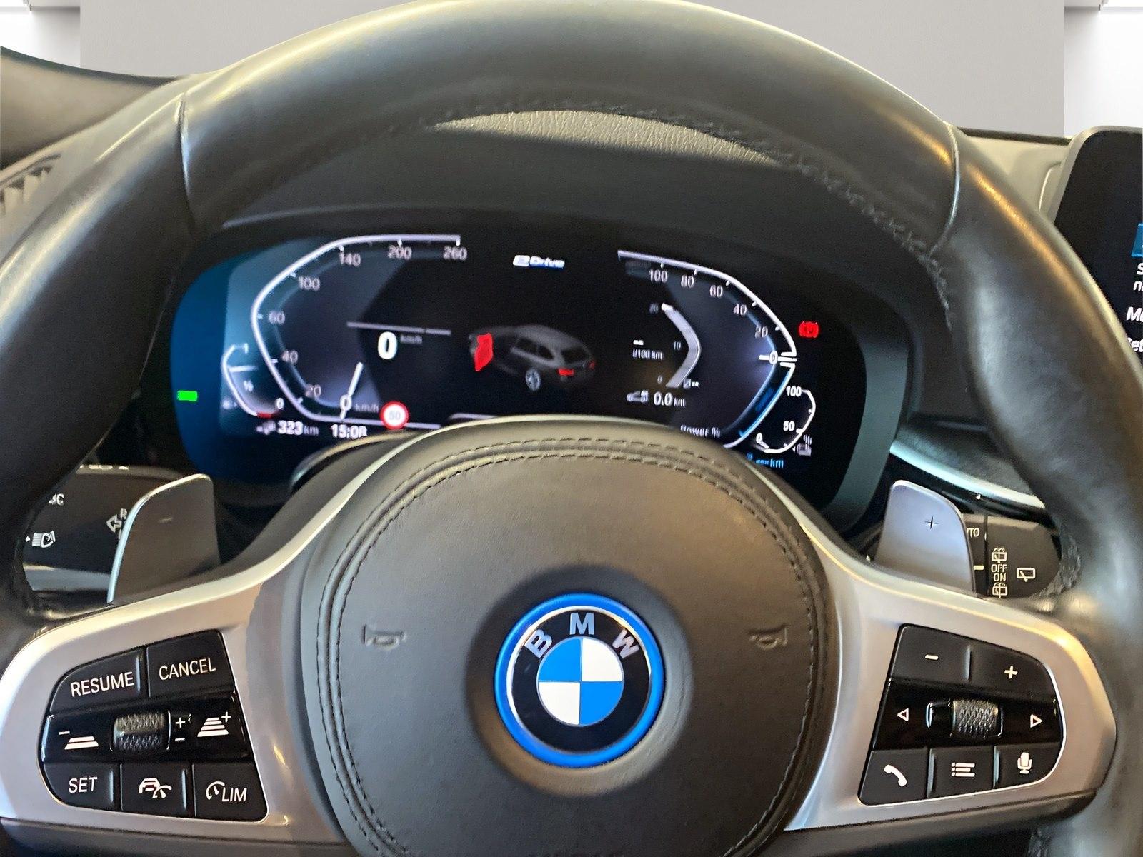 BMW 530e Touring M Sport AHK LiveCockpitProf Kamera