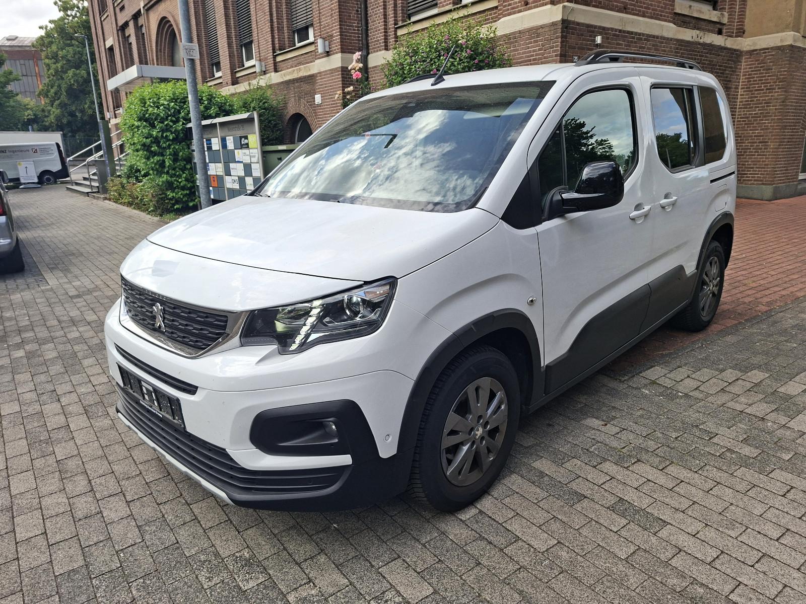Peugeot Rifter Allure*LED*Kamera*2xPDC*Klima*1.Hand*Navi
