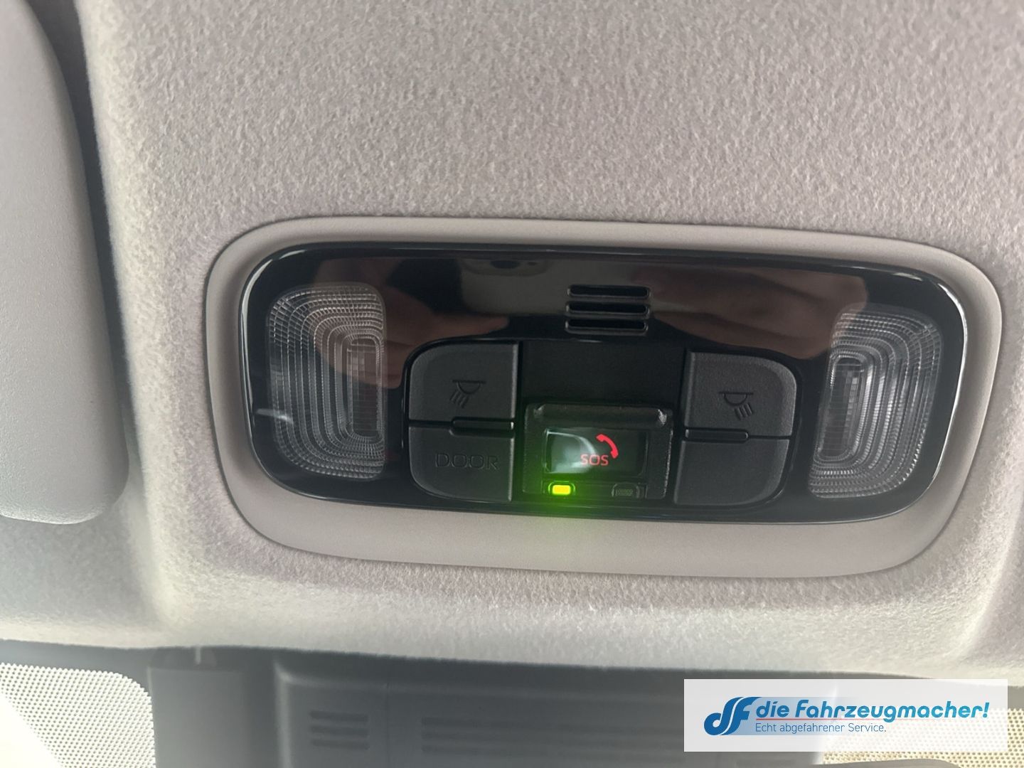 Fahrzeugabbildung Toyota Yaris Cross Hybrid FWD Comfort ACC DAB Spurhalte