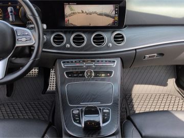 Mercedes E 300 - 6