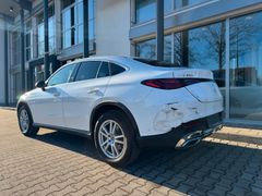 MERCEDES-BENZ GLC 220d Coupe 4Matic/ PANORAMA/ DISTRONIC/ MBUX MERCEDES-BENZ GLC 220d Coupe 4Matic/ PANORAMA/ DISTRONIC/ MBUX