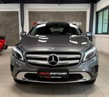 Mercedes-Benz GLA 180 AUT. NUR 13.397KM NAVI XENON TOPZUSTAND! - Mercedes-Benz GLA 180 in München