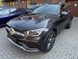 Mercedes-Benz GLC 300 de 4Matic  AMG - Hybrid (Diesel/Elektro): Grün