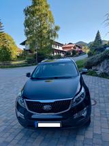 Kia Sportage 2.0 Allrad, AHK, Automatik, Benziner - Kia Sportage von privat
