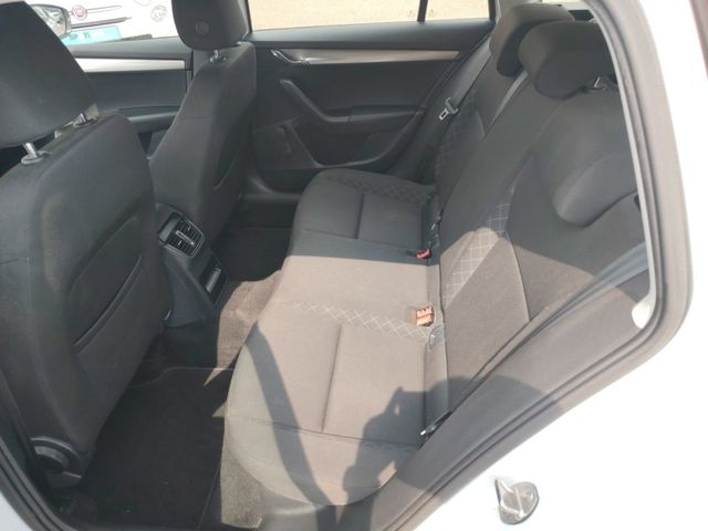Octavia Combi 1.6 TDI Active