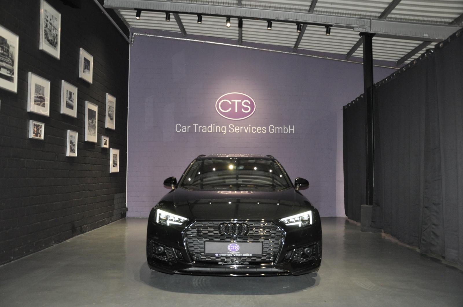 Audi RS4 Avant 2.9 TFSI quattro/PANO/CARBON/B&O/2HAND