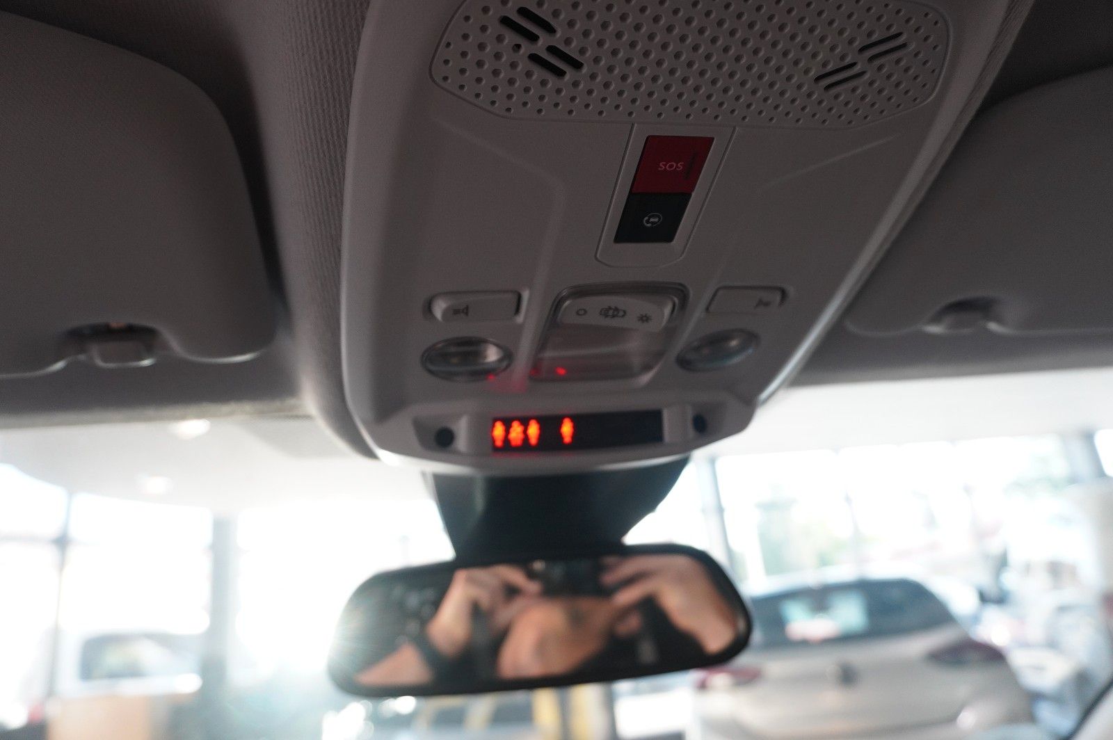 Fahrzeugabbildung Opel Corsa-e F EDITION 7KW NAVI/VIRT/SHZ/DAB/WÄRMEP.