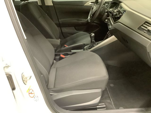 Polo Comfortline 1,0 l 59 kW Klima, GRA, SHZ, PD