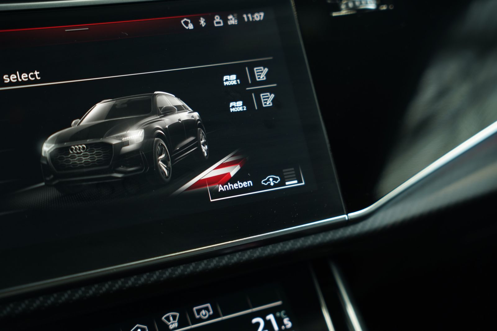 Audi Rsq8