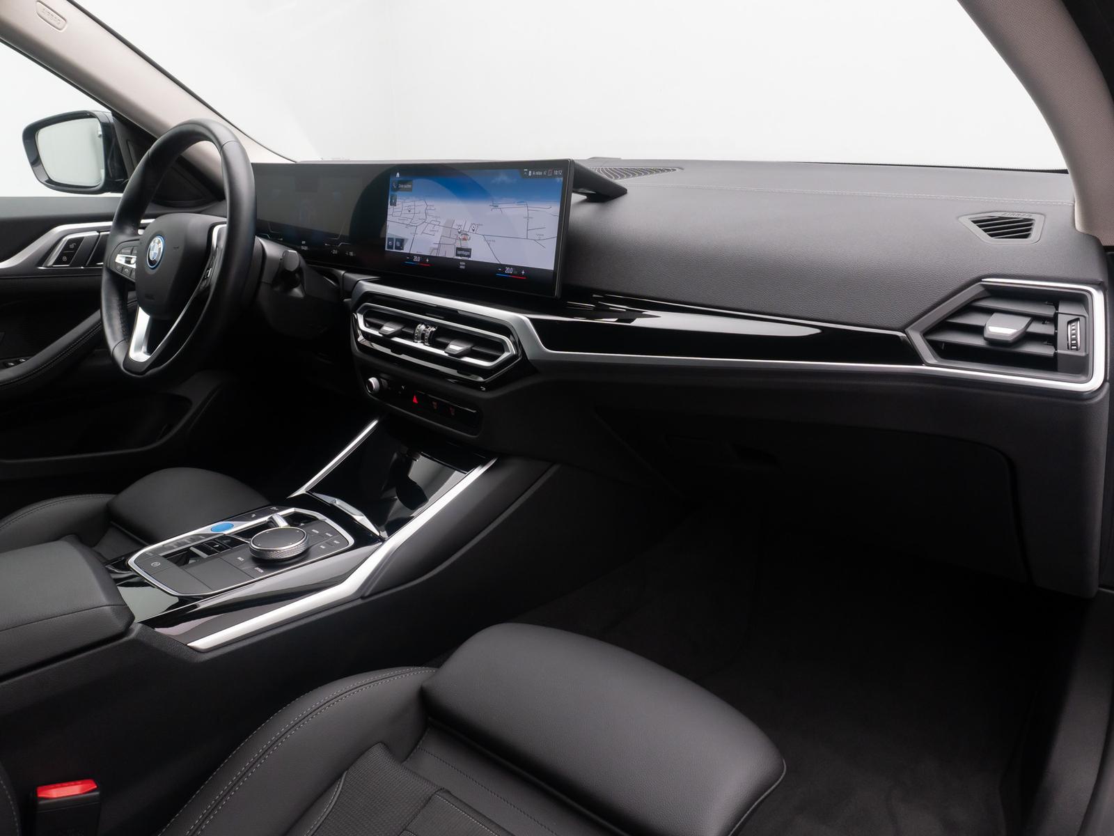 BMW i4 eD40 GC HiFi Kamera DAB Widscreen Sportsitze, миниатюра 23