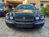Jaguar X-Type 2.5 V6 Executive Tüv10/2027 - Jaguar: V6