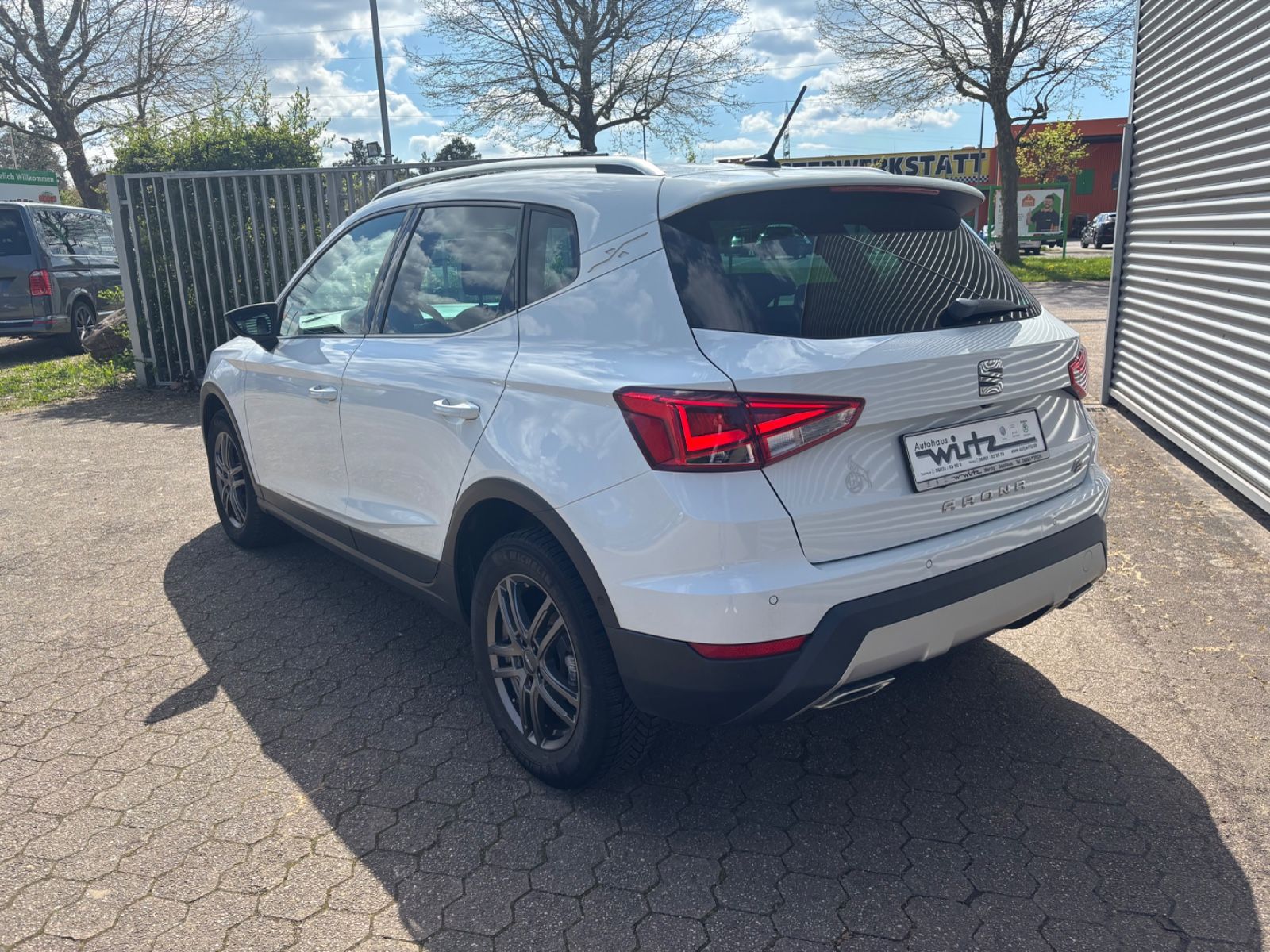 Fahrzeugabbildung SEAT Arona 1.6 TDI FR