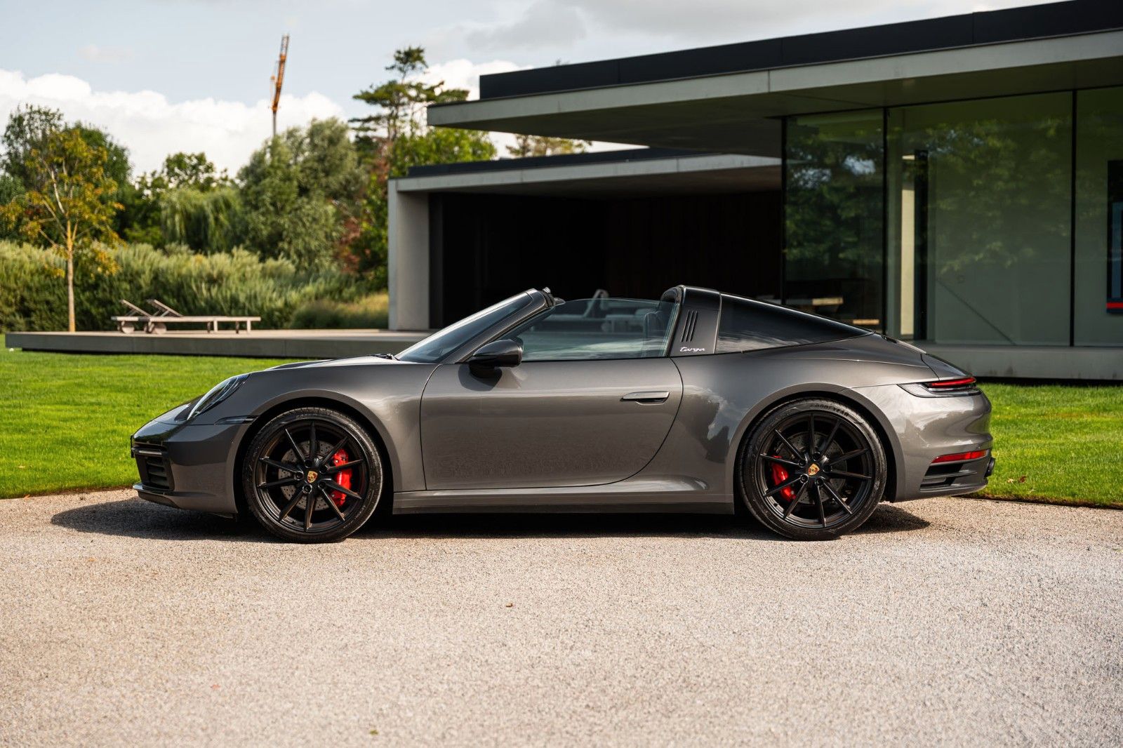 Porsche 992 TARGA 4S/SCHALTGETRIEBE/1 BESITZER/LIFT