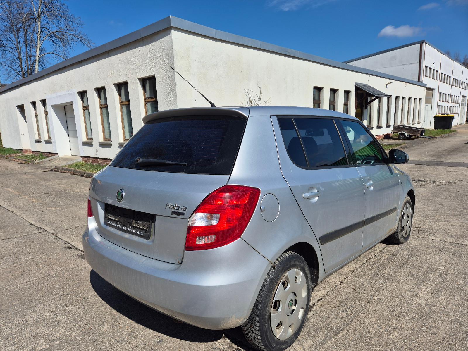 Skoda Fabia Ambiente mit Klima