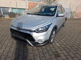 Hyundai i20 Active blue Trend*1 HAND*NAVI+PAKET*KAMERA - Hyundai i20: Active Trend