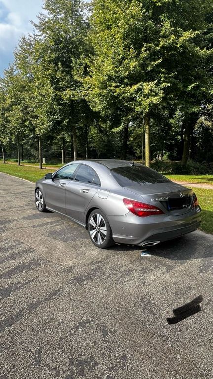 Image of Mercedes-Benz CLA 200 Shooting Brake