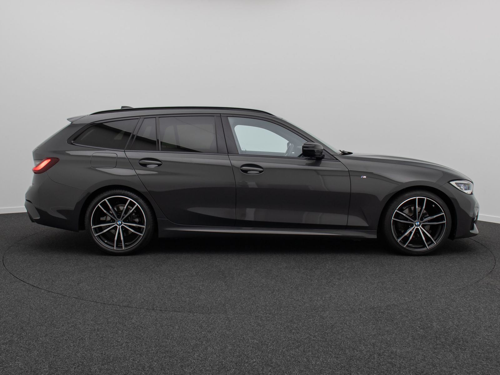 Fahrzeugabbildung BMW 320i M Sport Individual Komfort Laser AHK 19Zoll