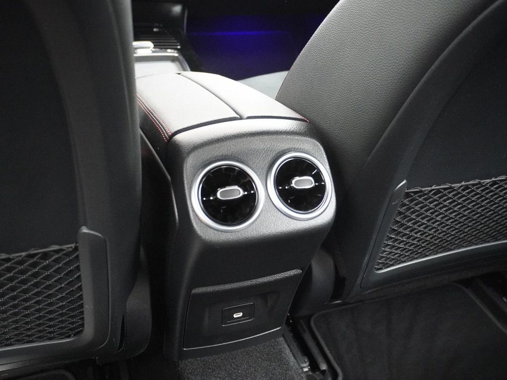 Mercedes-Benz A 180 Star Edition AMG Line