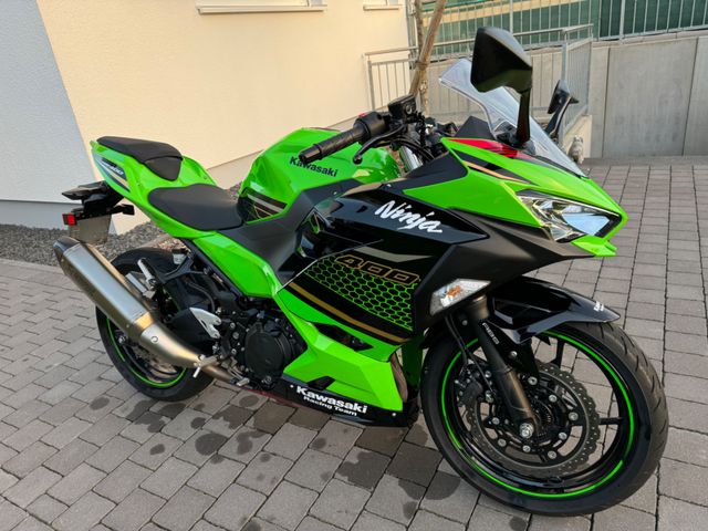 Kawasaki Ninja 400