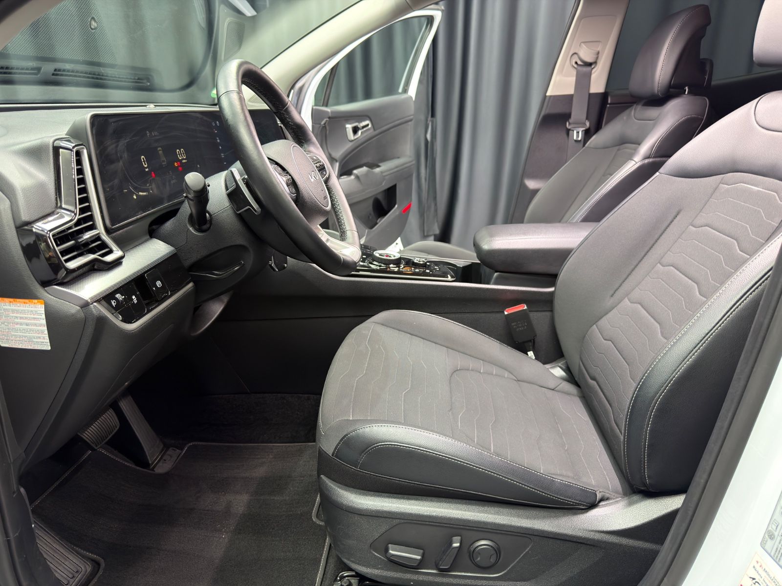 Fahrzeugabbildung Kia Sportage 1.6 T-GDI Vision DCT 4WD |LED|RF-CAM