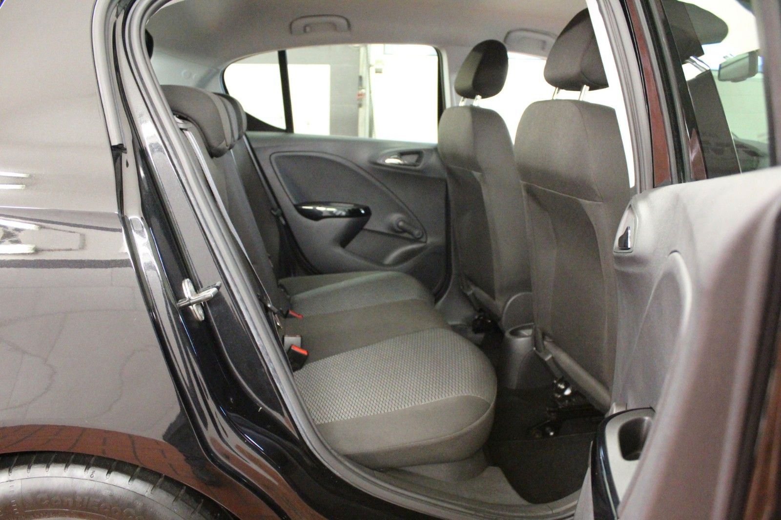 Fahrzeugabbildung Opel Corsa E 1.4 Active Winterpaket*AHK