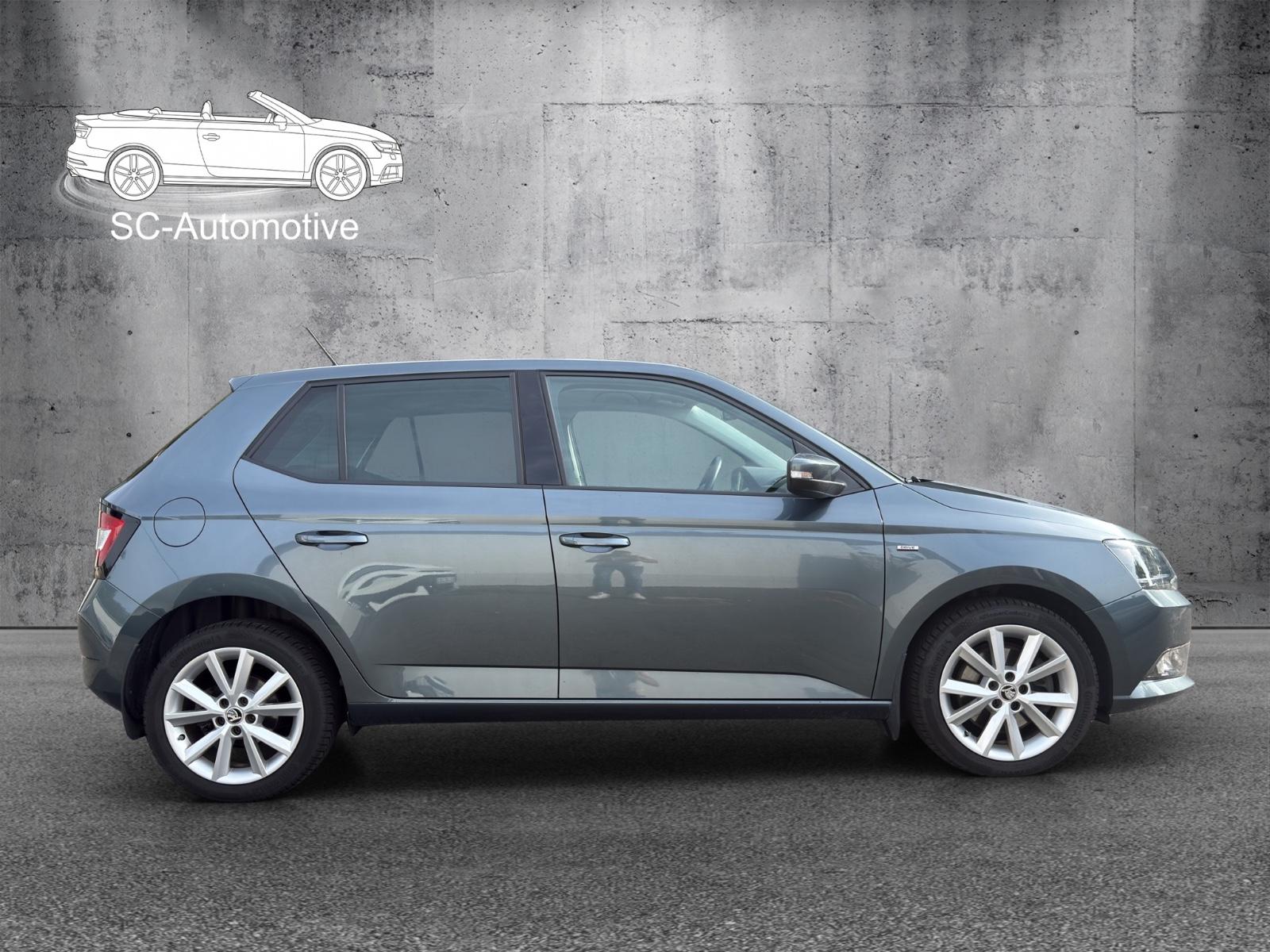 Skoda Fabia Drive*Navi*CarPlay*LED*AHK*1.Hand*uvm.