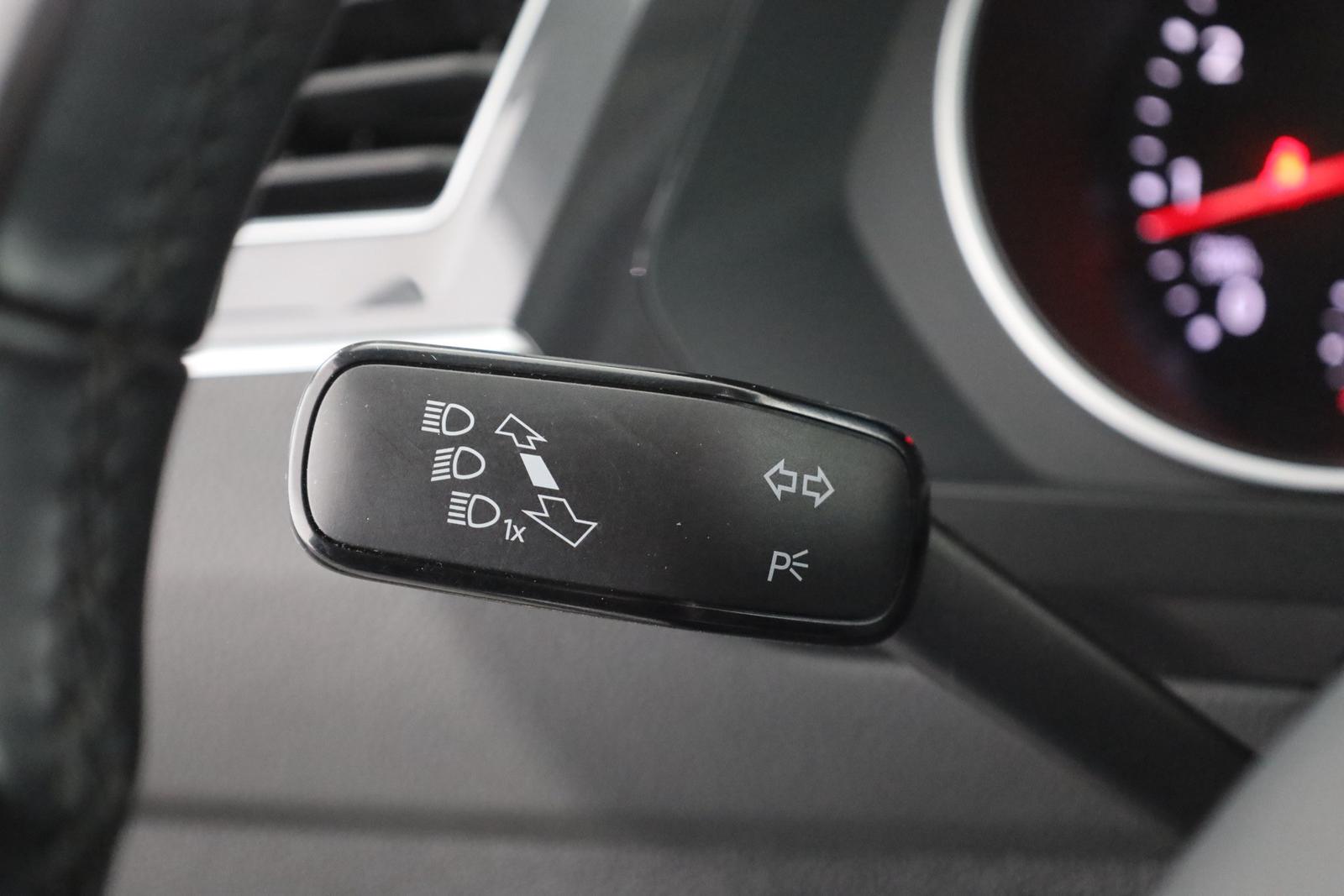 Volkswagen Tiguan 1.5 TSI DSG R-Line LED Navi Kamera AHK, миниатюра 18