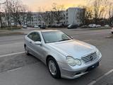 Mercedes-Benz C 180 C-KLASSE Sportcoupe Panorama-Dach TÜV NEU - Mercedes-Benz bis 5.000 Euro