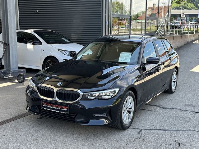 BMW 320d xDrive Touring Aut. / LED / Navi / SZH /...