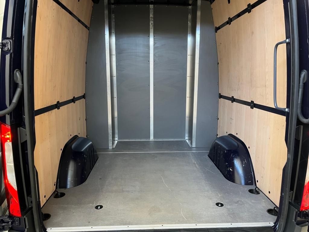 Fahrzeugabbildung Mercedes-Benz Sprinter 317 Mixto L2H2 RWD 5 Sitze RFK 3,5t AHK