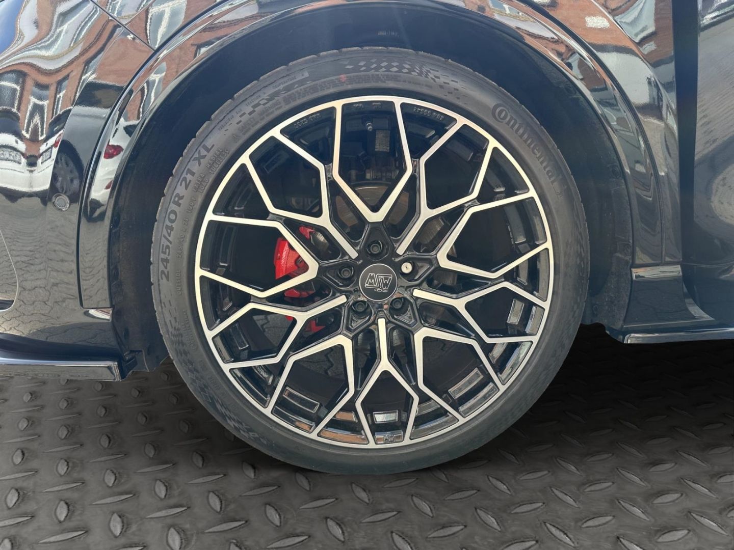 Fahrzeugabbildung Ford Kuga Hybrid ST-Line X HUD AHK-klappbar Navi Dig