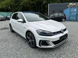 Volkswagen Golf VII Lim. GTE Edition Plug-In-Hybrid DSG