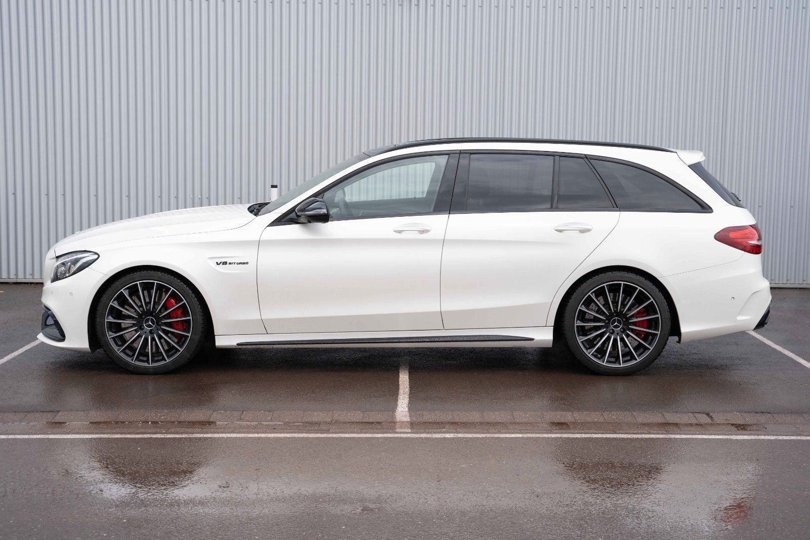 Fahrzeugabbildung Mercedes-Benz C 63S T AMG LED HUD CARBON NIGHT PANO 360°
