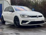 Volkswagen Golf 7 R*BMT*4MOTION*R-CAM*SHZ*SCHIEB-D*PDC*XEN*
