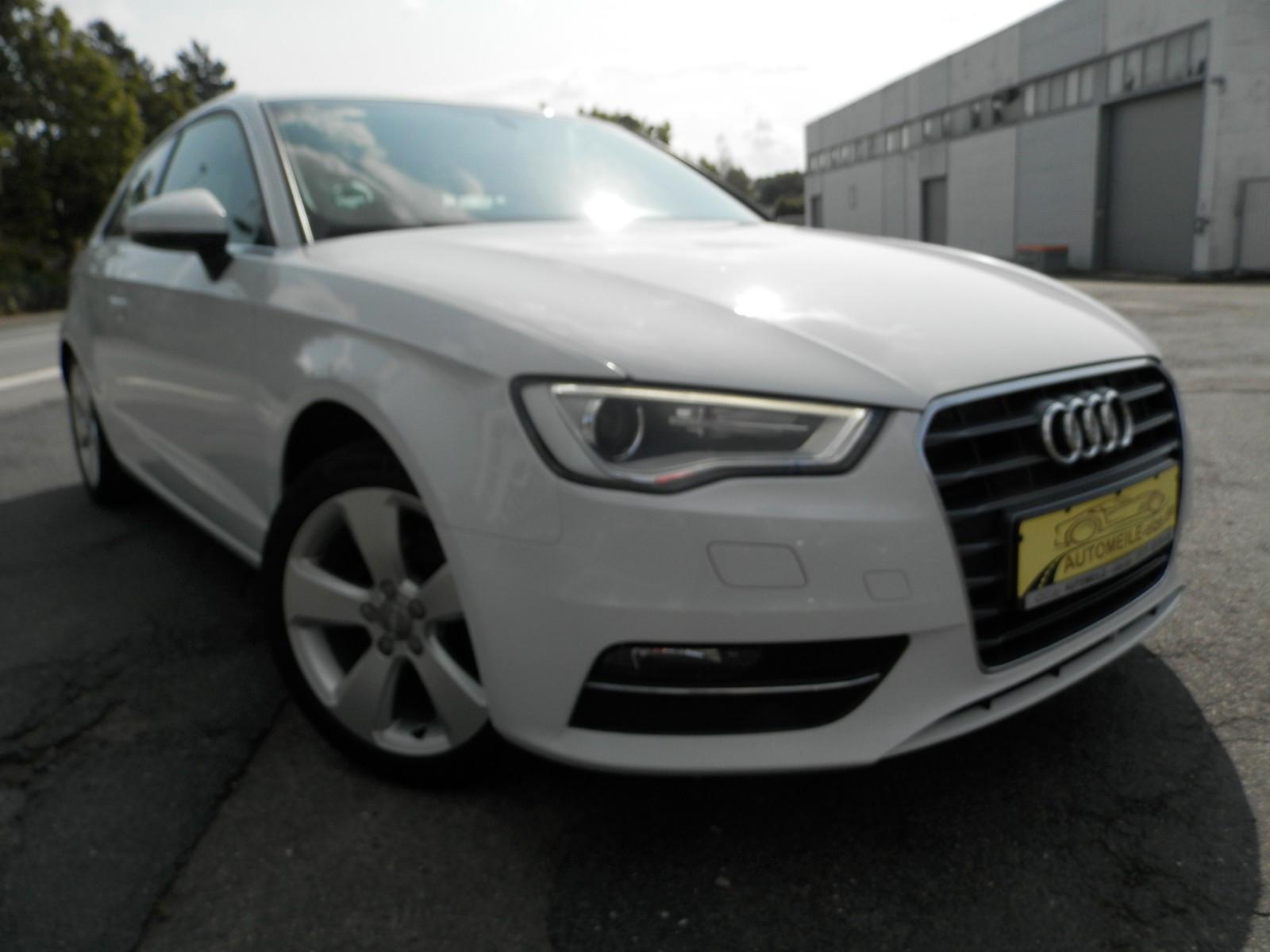 Audi A3 S Line Sportpaket MMI Kamera Xenon SitzHz.