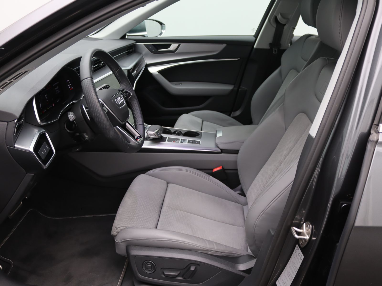 Audi S6 - Bild 12