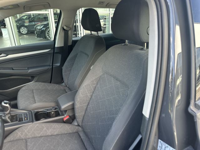 Golf VIII Variant 2.0 TDI Life NAVI LED 16 ALU S